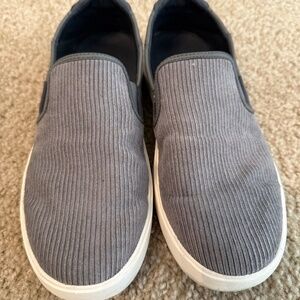 Olukai Slip-ons - gray corduroy